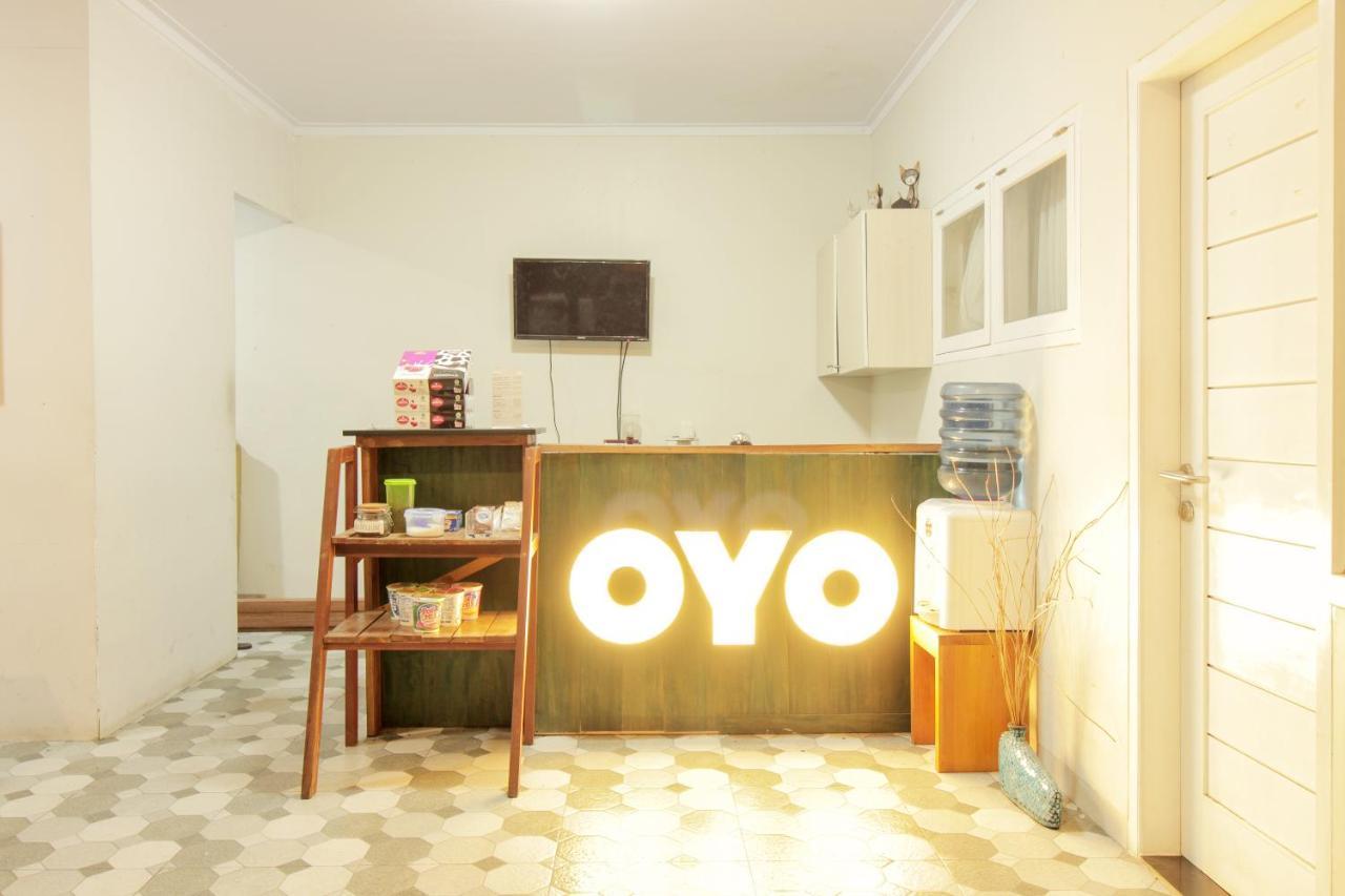 Oyo 396 Tibrae Residence Syariah Лембанг Екстериор снимка