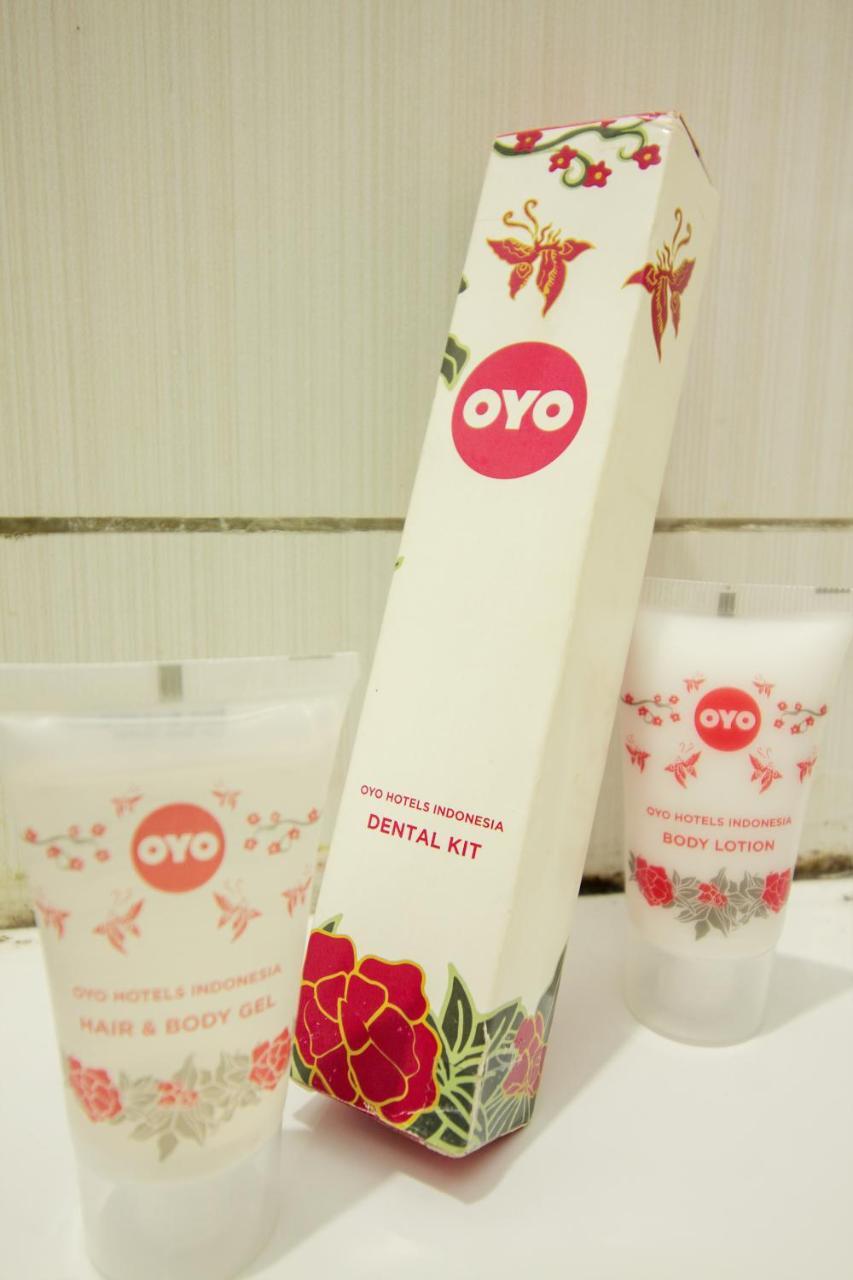 Oyo 396 Tibrae Residence Syariah Лембанг Екстериор снимка